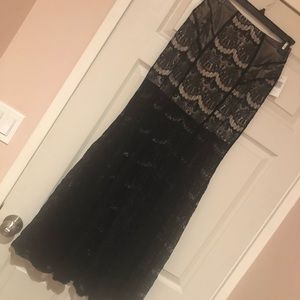 Black lace maxi skirt - Guess